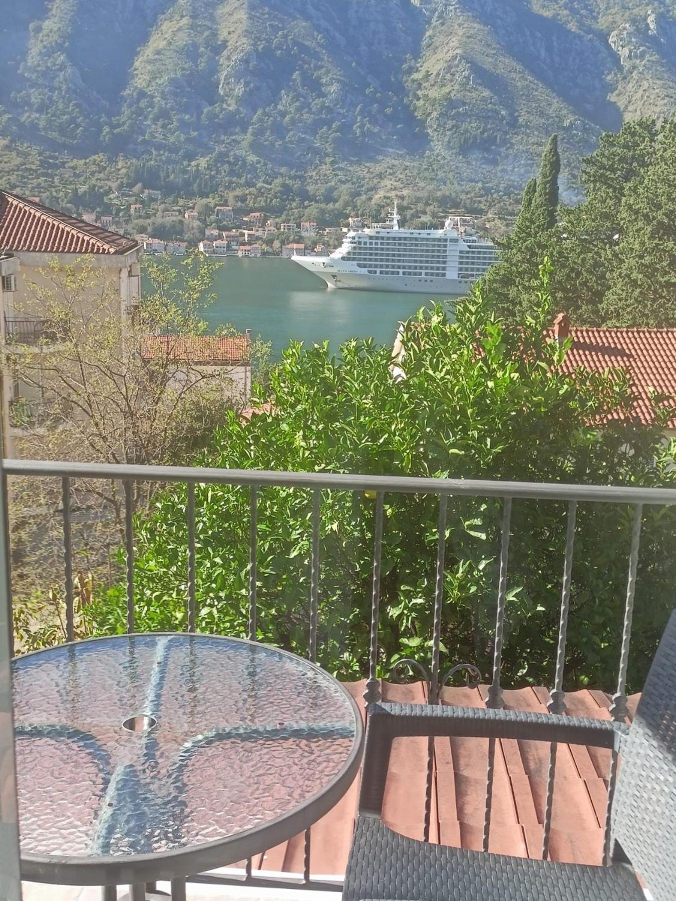 Bay View Apartments Kotor Ngoại thất bức ảnh